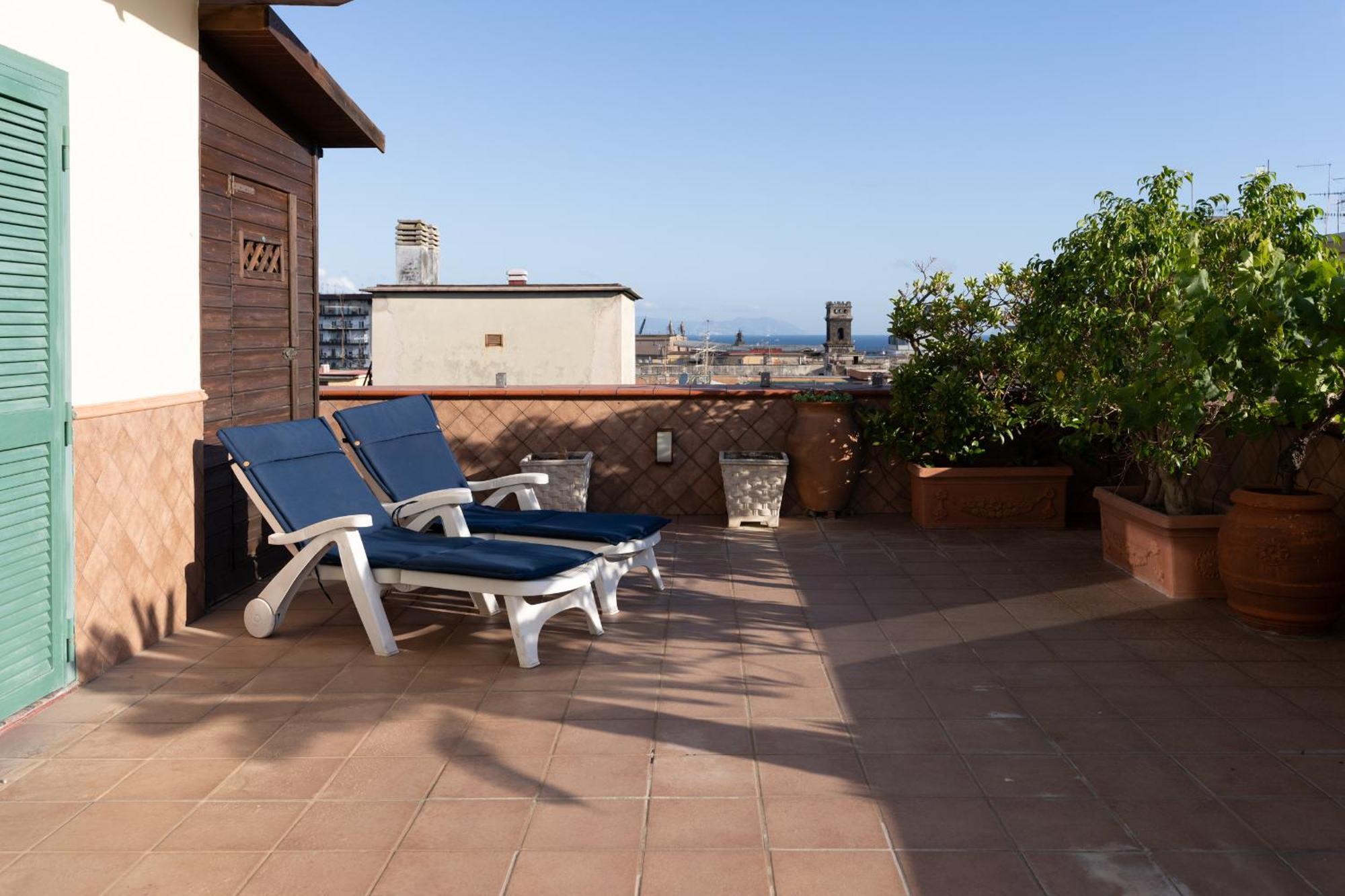 L'Attico Fuggente Hotel Napoli Ngoại thất bức ảnh