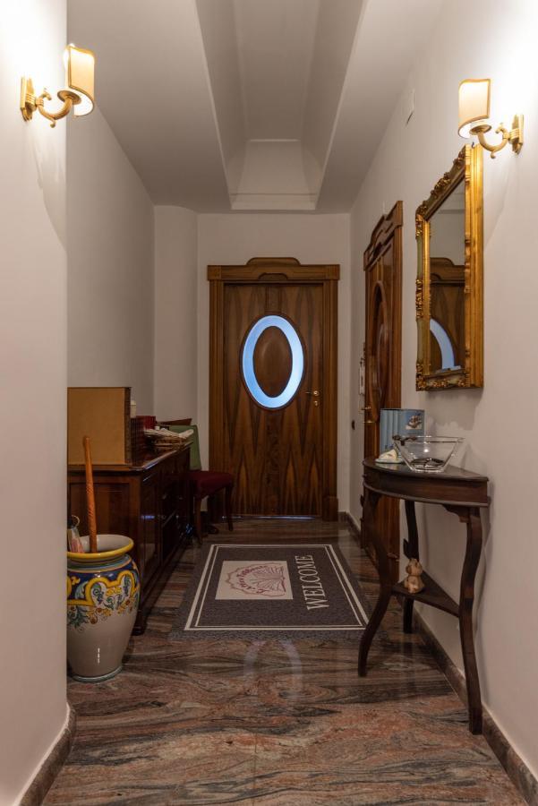 L'Attico Fuggente Hotel Napoli Ngoại thất bức ảnh